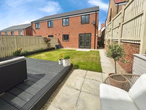 Photo 18- click for photo gallery